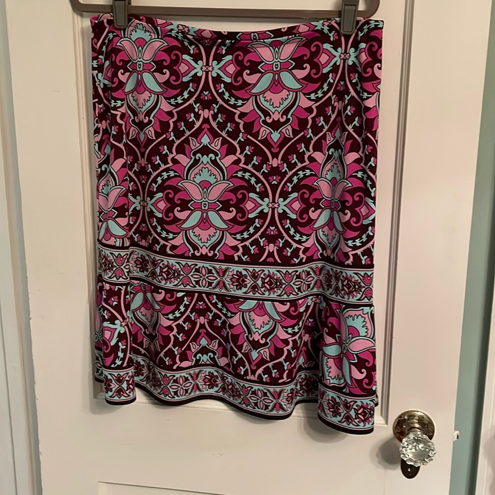 NWT NY&Co Skirt, size large